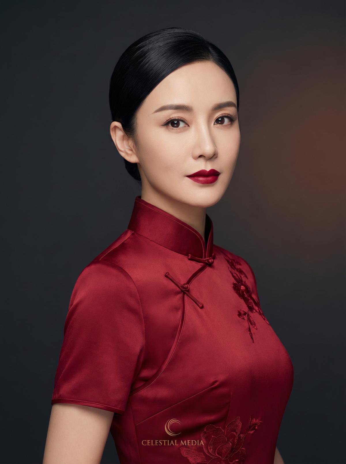 眼镜学生妹